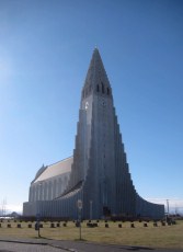 Hallgrimskirkja, the ice cathedral.