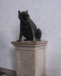 The bronze she-wolf. The bronze she-wolf.