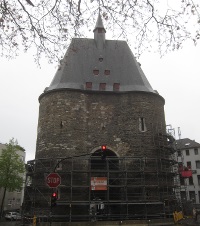 Marschiertor. Marschiertor.