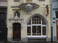 Pretty shop. Pretty shop.